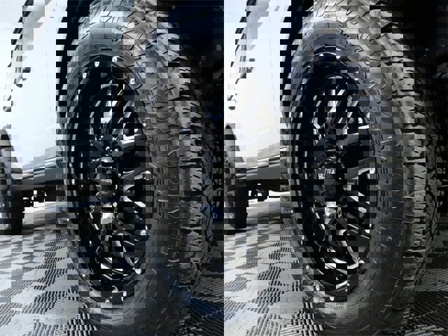 Certified 2024 Ford Bronco Big Bend image 2