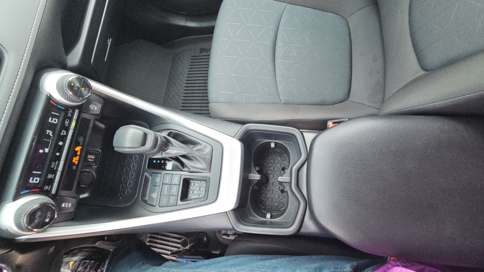 Certified 2025 Toyota RAV4 XLE AWD/4WD image 20