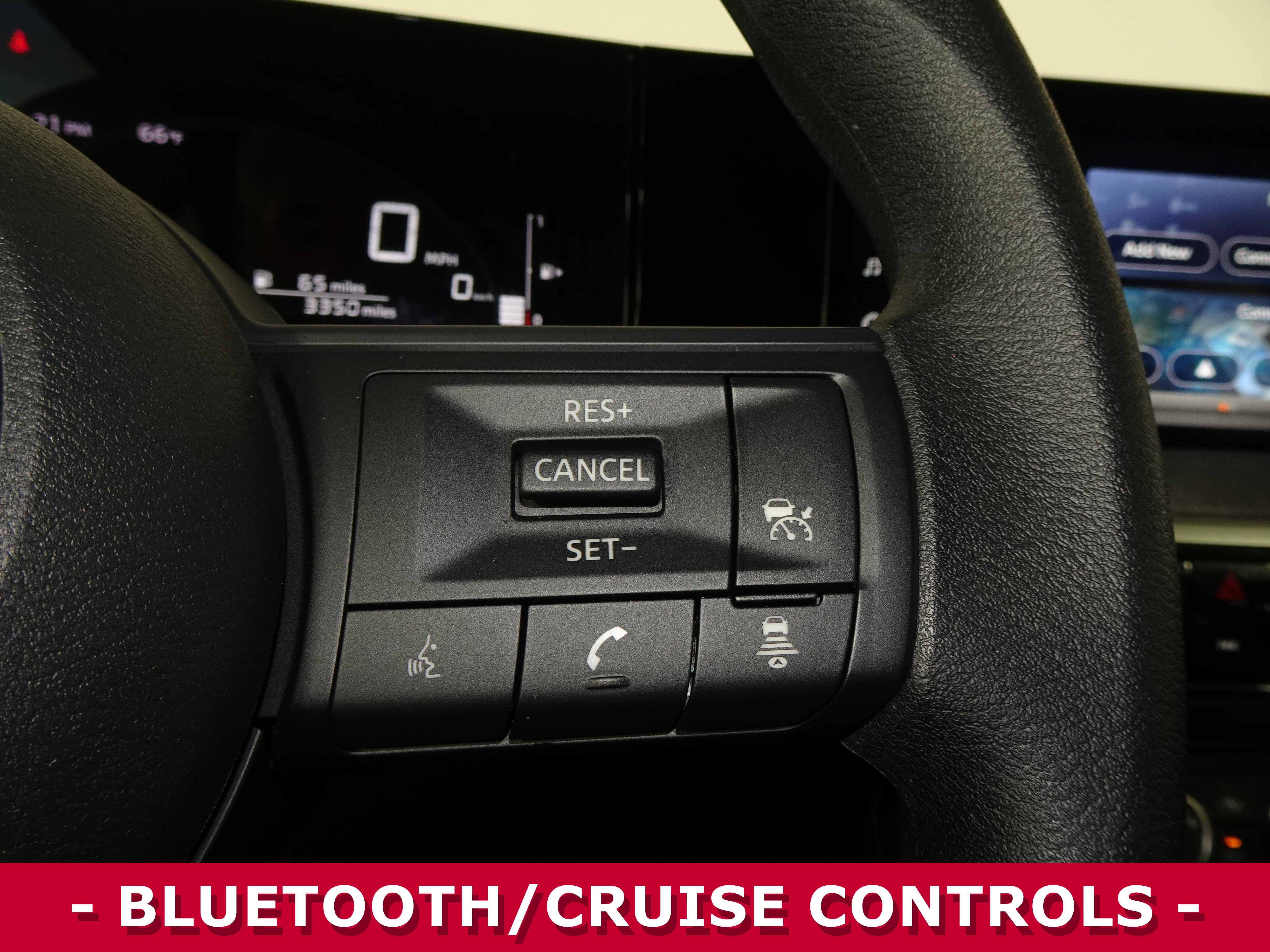 Certified 2025 Nissan Kicks SV image 21