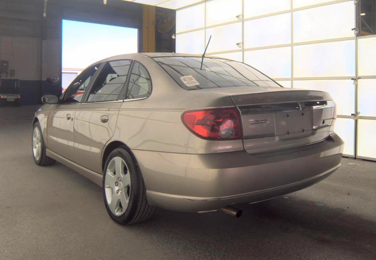 Used 2003 Saturn L-Series L200 w/ Audio Pkg I FWD image 6