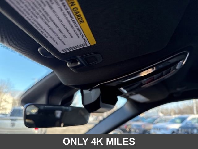 Used 2025 Jeep Grand Cherokee Laredo X image 40