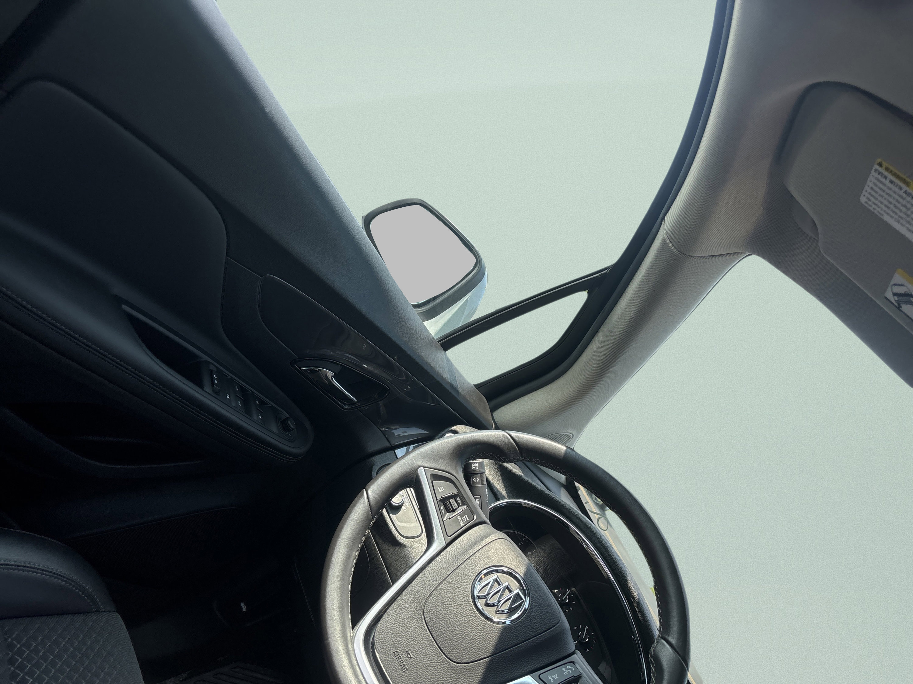 Used 2022 Buick Encore Preferred w/ Safety Package image 21