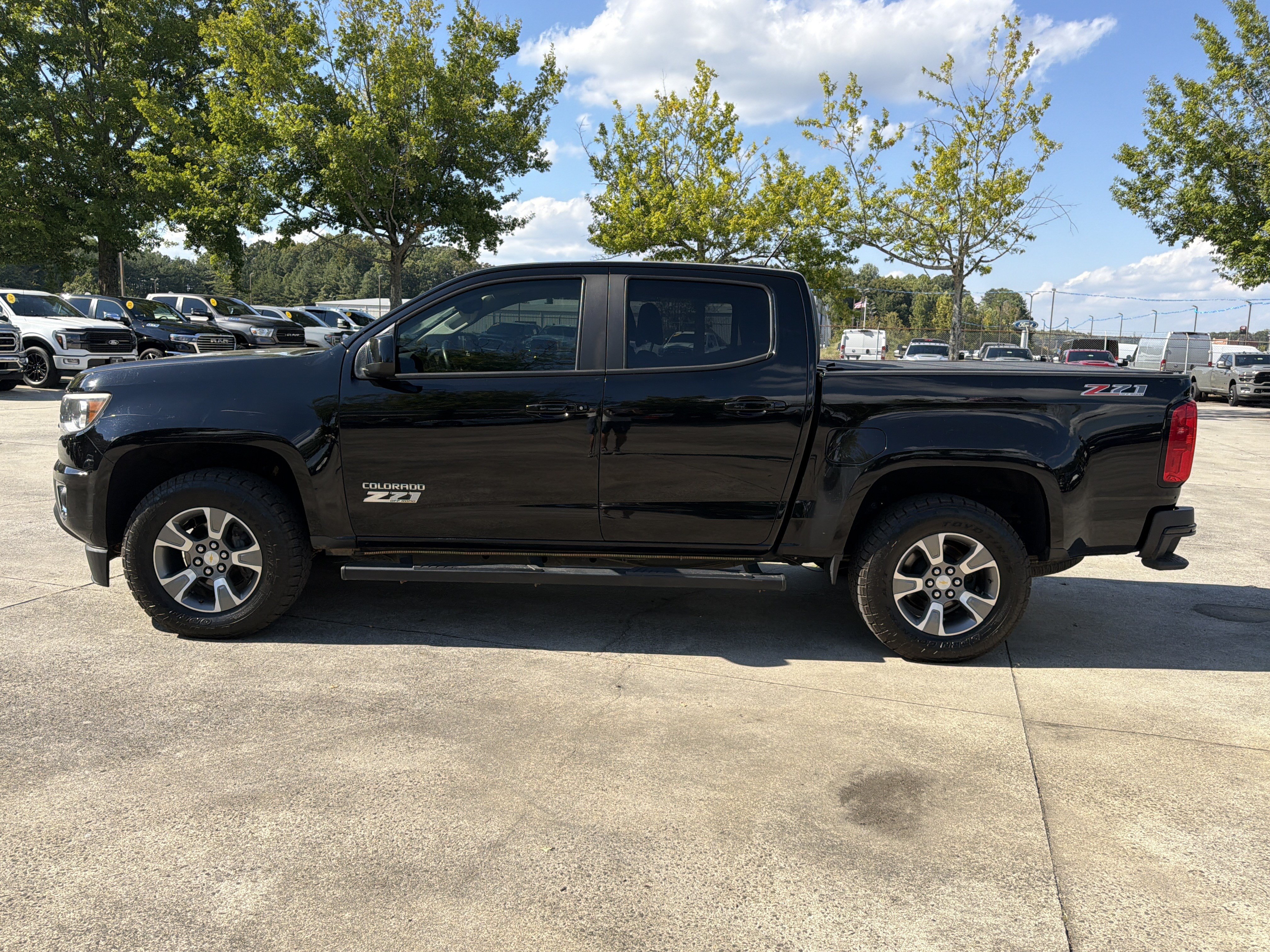 Used 2018 Chevrolet Colorado Z71 AWD/4WD image 4
