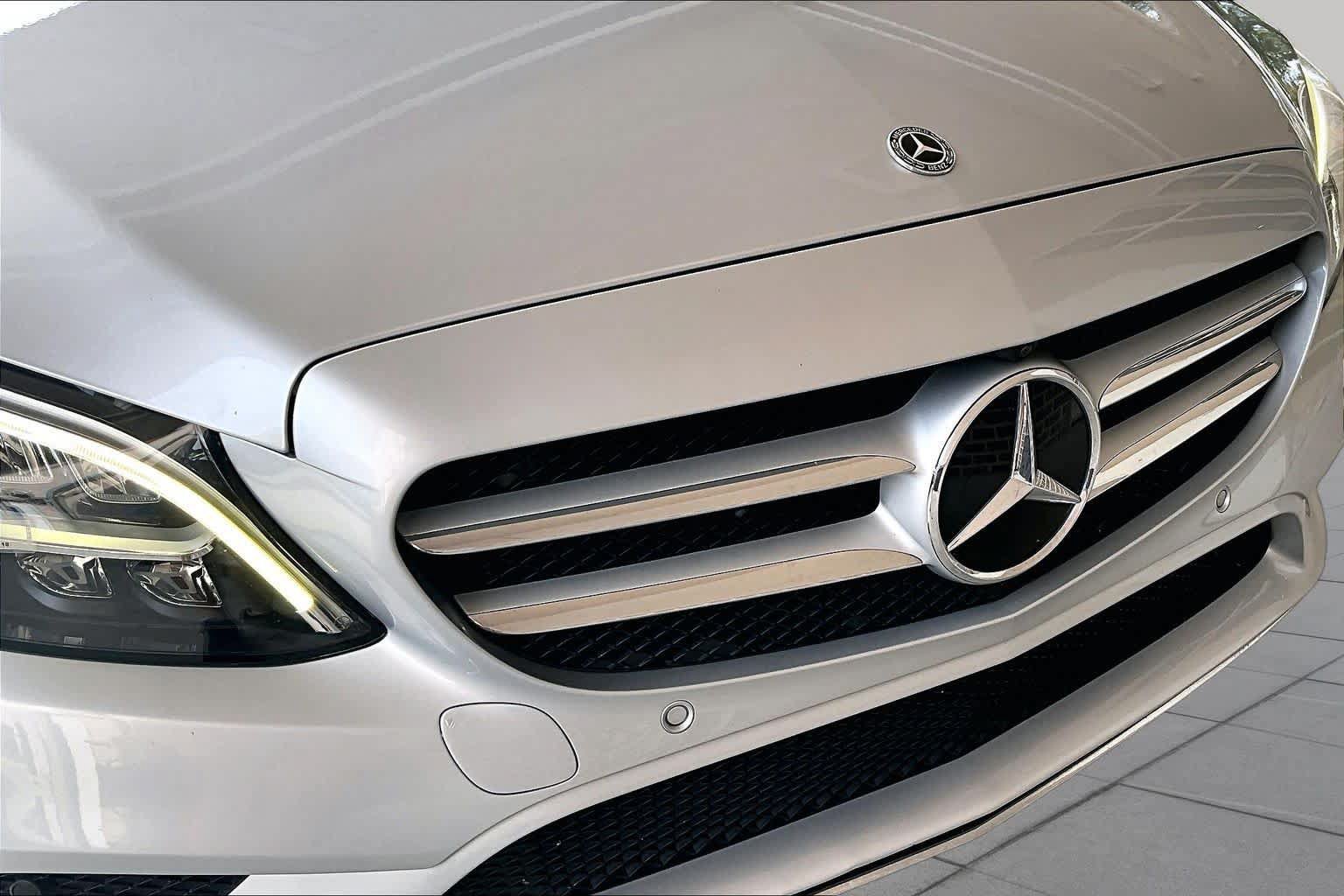 Certified 2020 Mercedes-Benz C 300 Sedan image 30