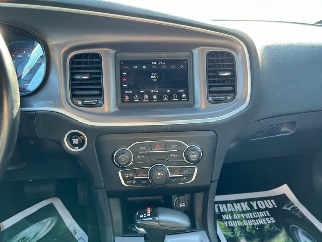Used 2022 Dodge Charger SXT w/ Blacktop Package image 15