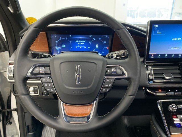New 2024 Lincoln Navigator Black Label AWD/4WD image 19
