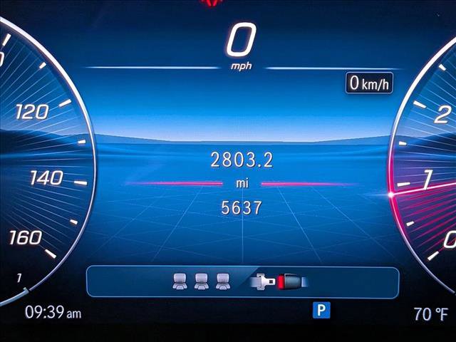 Used 2025 Mercedes-Benz C 300 Sedan image 11