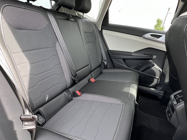 New 2025 Volkswagen Taos S FWD image 31