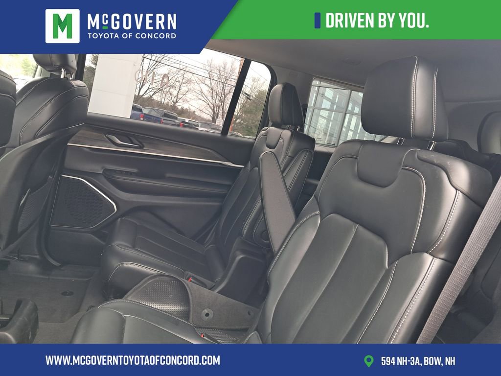 Used 2021 Jeep Grand Cherokee L Limited AWD/4WD image 21