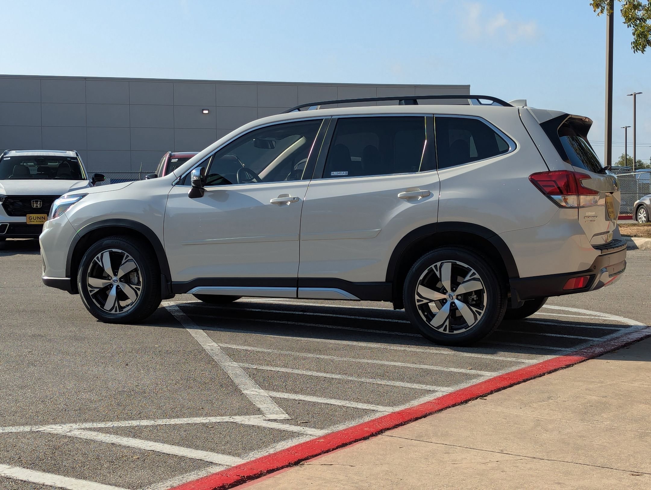 Used 2021 Subaru Forester Touring image 6