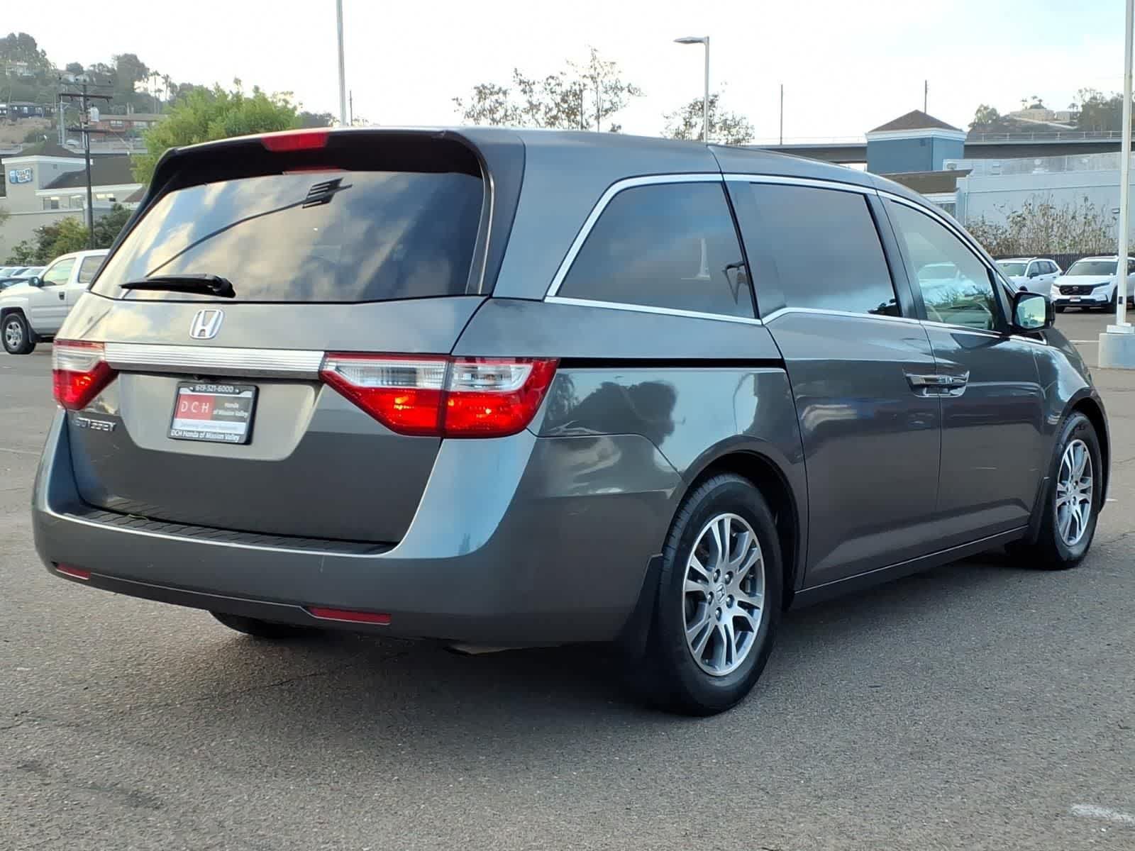 Used 2013 Honda Odyssey EX image 4