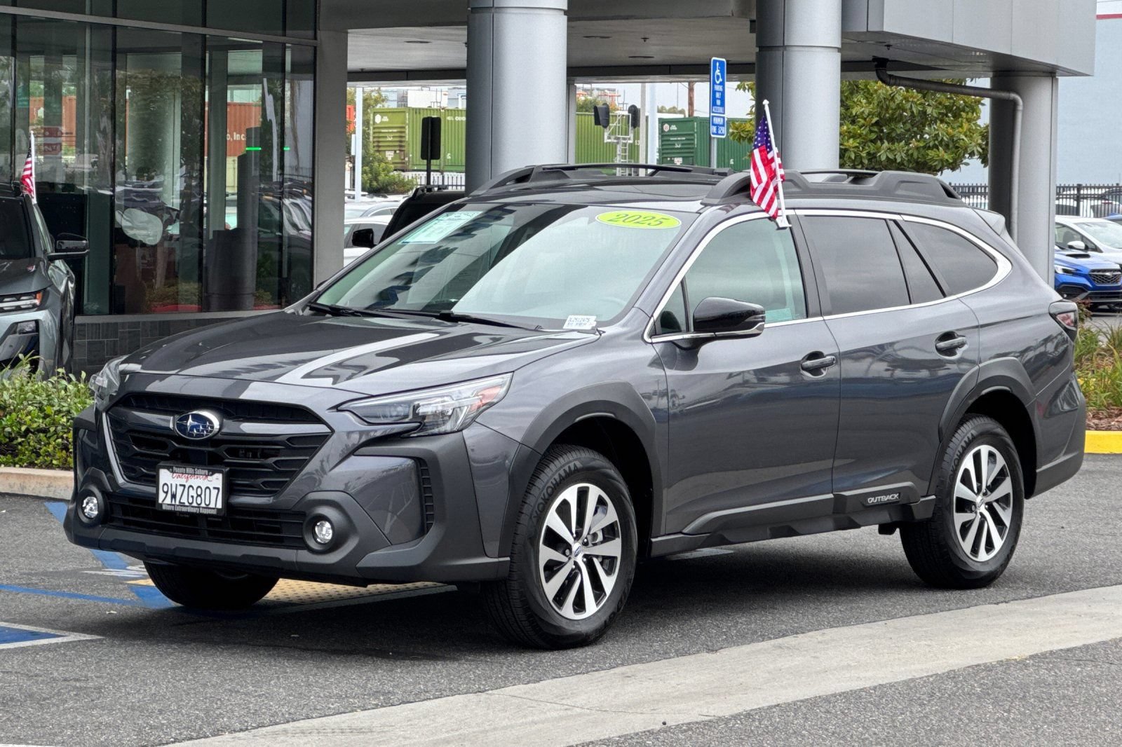 Certified 2025 Subaru Outback Premium AWD/4WD image 10