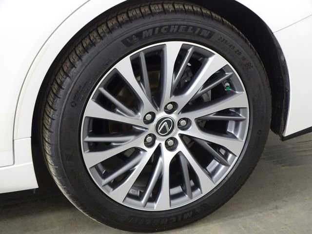Used 2019 Lexus ES 350 w/ Premium Package image 41
