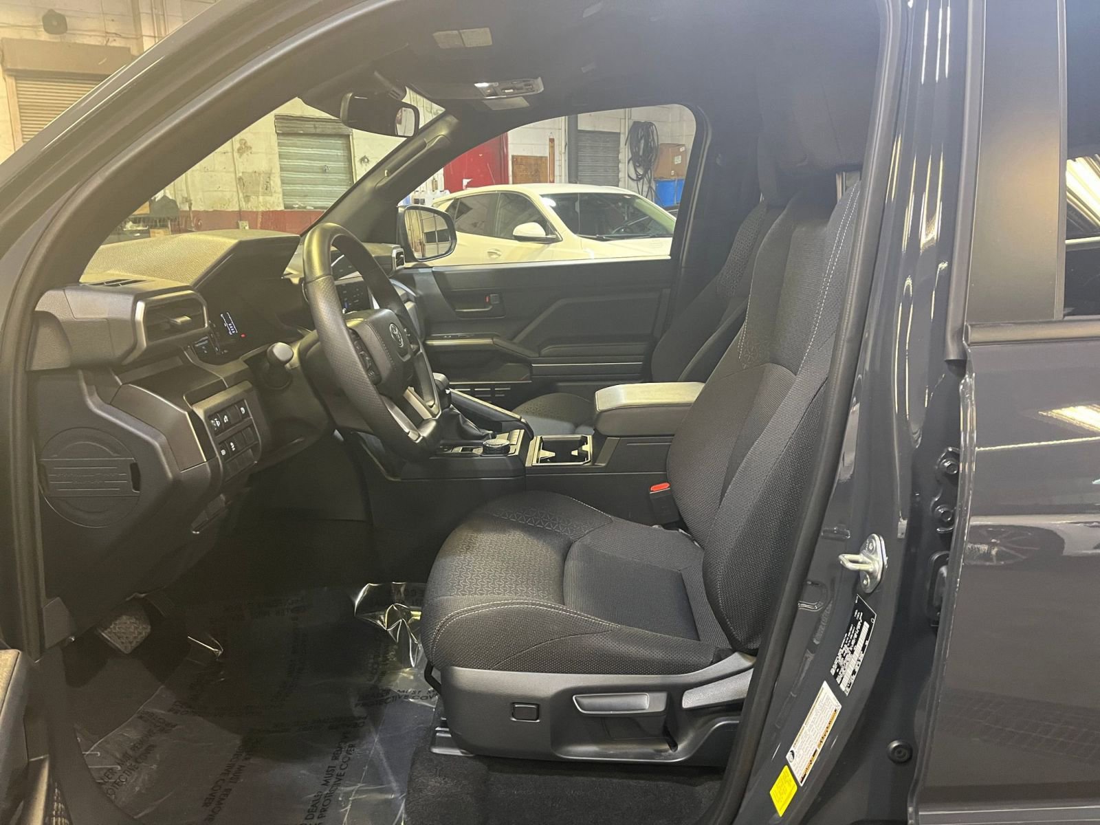 Used 2025 Toyota 4Runner SR5 image 25