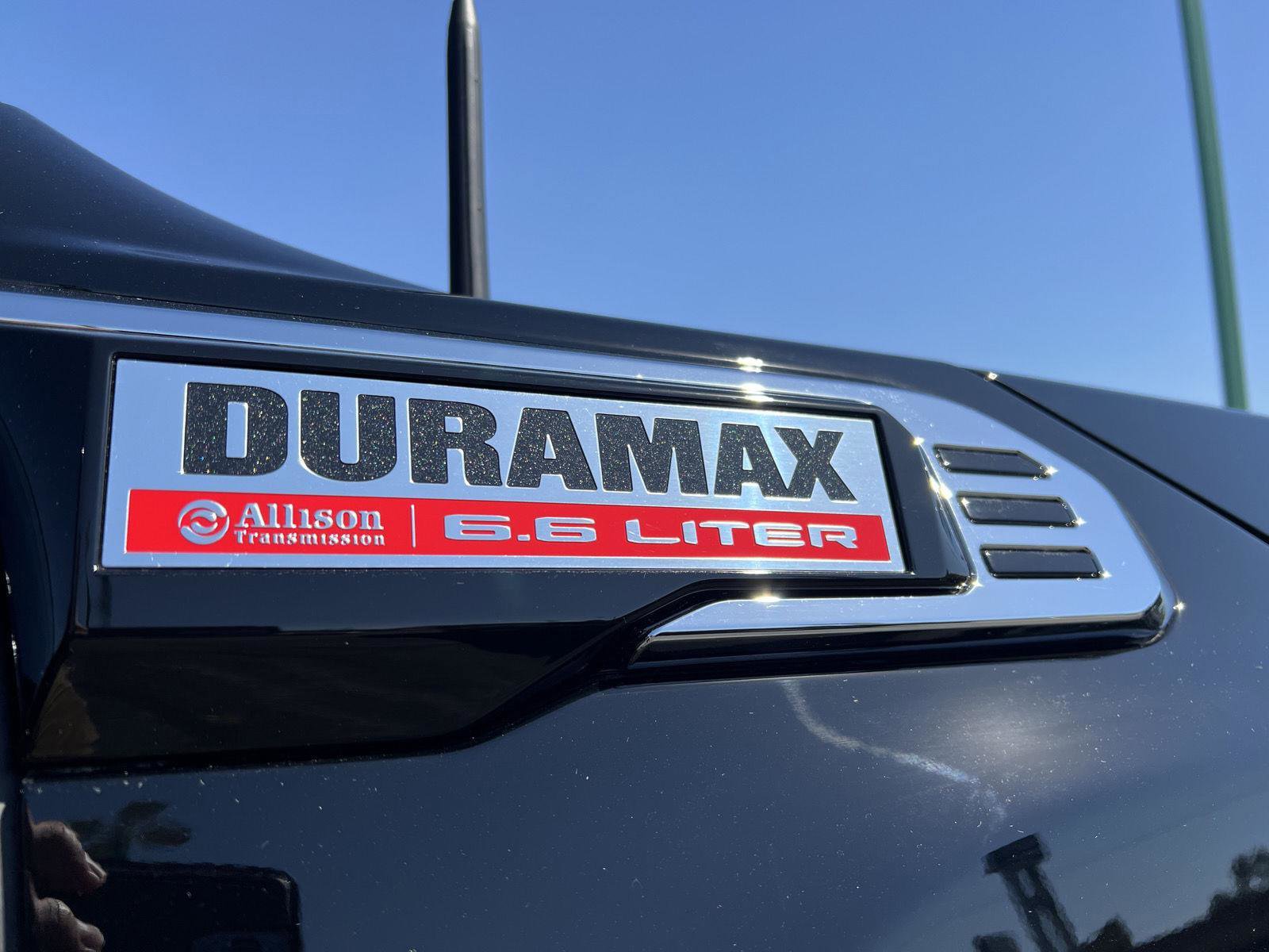 New 2026 GMC Sierra 2500 Denali w/ Denali Reserve Package image 4