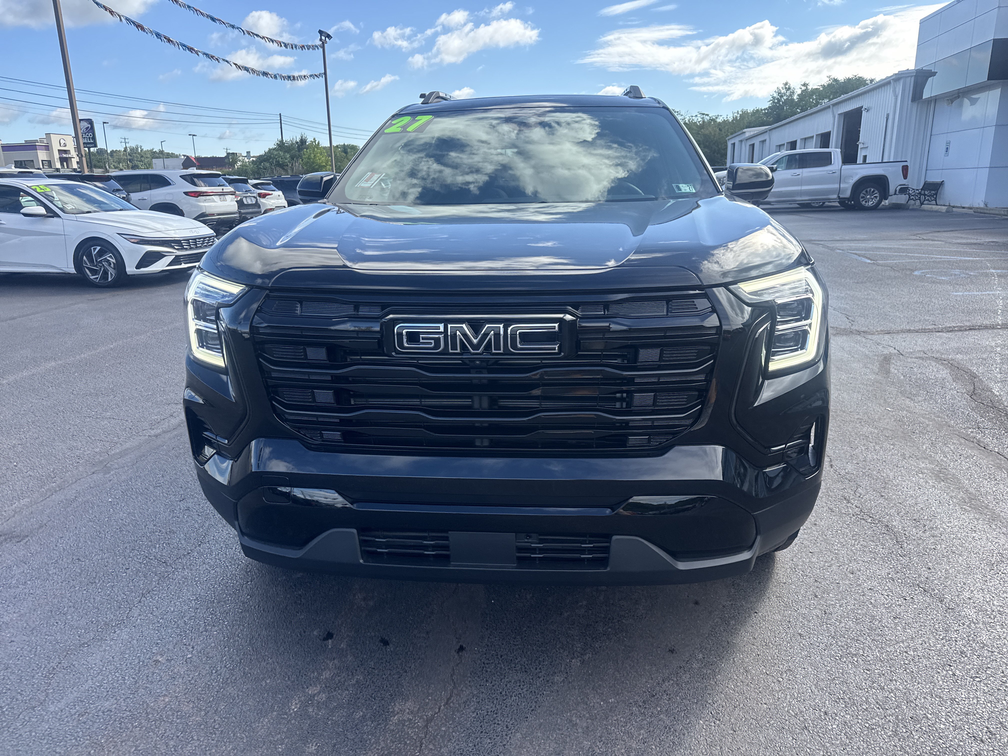 New 2027 GMC Terrain Elevation w/ Elevation Premium Package AWD/4WD image 9