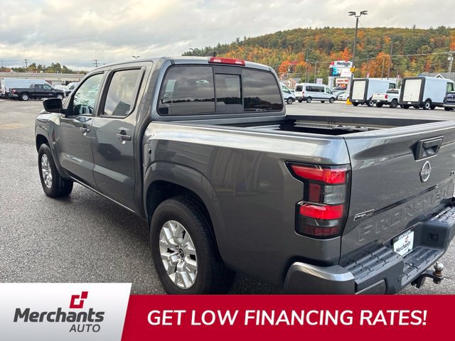 Used 2022 Nissan Frontier SV AWD/4WD image 5