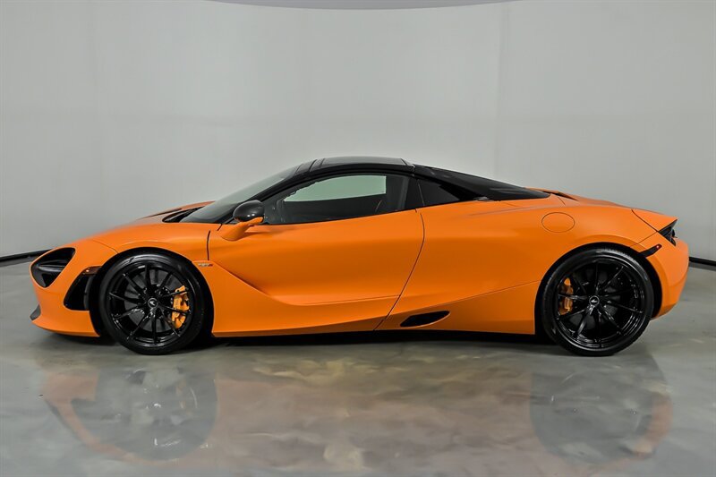 Used 2022 McLaren 720S Spider RWD image 14