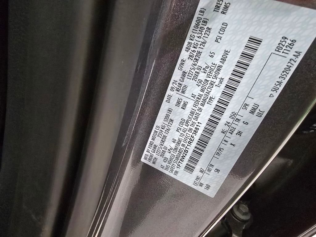 Used 2024 Ford F250 Lariat w/ Black Appearance Package image 19