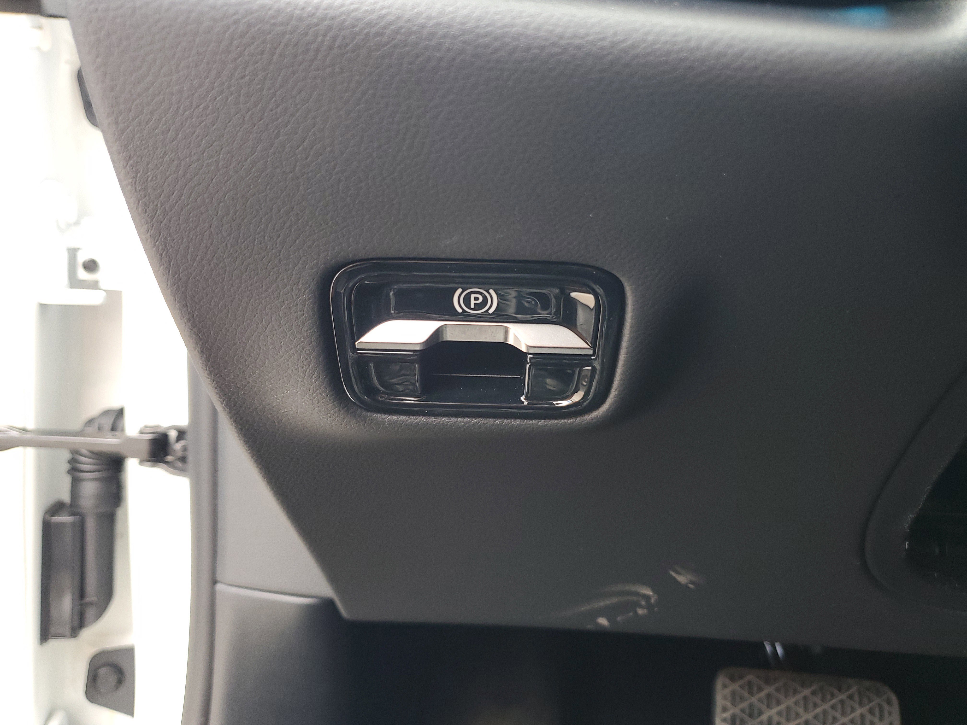 Certified 2025 Mercedes-Benz E 350 Sedan image 33