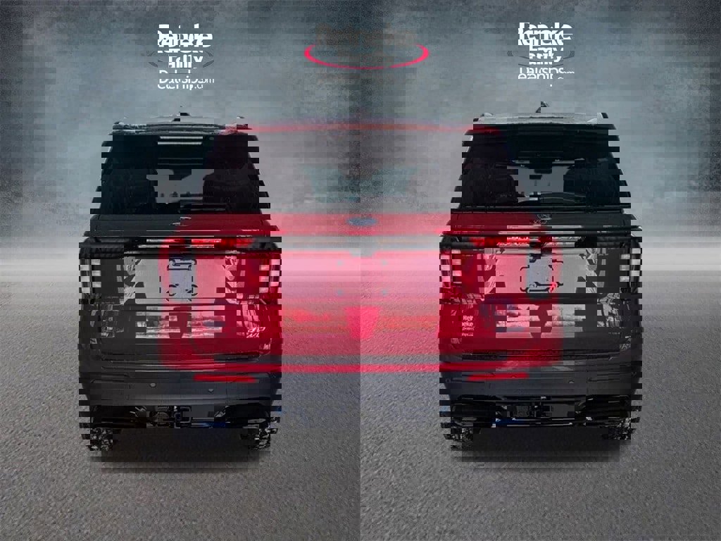 New 2026 Ford Explorer ST-Line w/ ST-Line Street Pack image 6