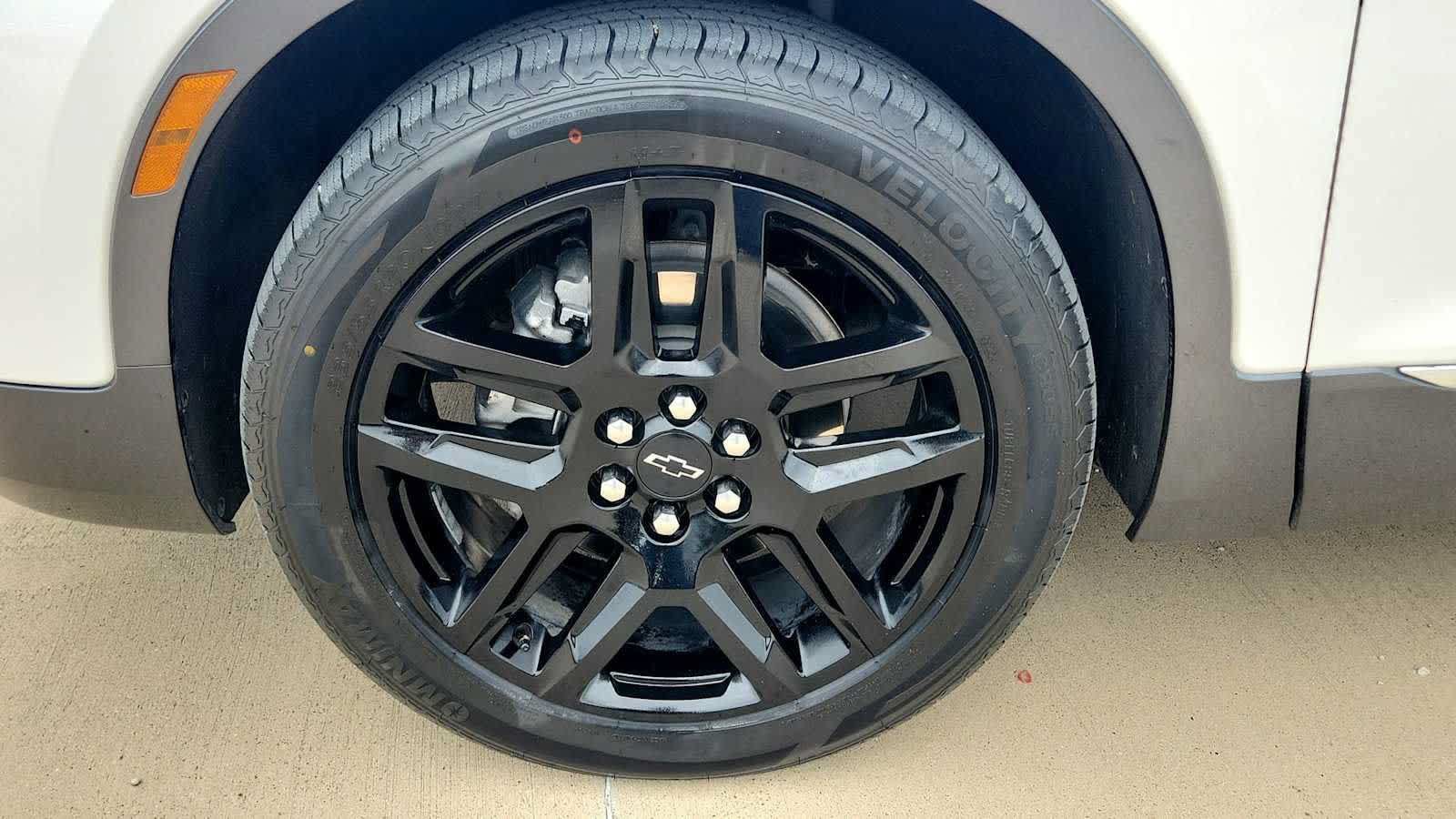 Used 2023 Chevrolet Blazer Premier w/ Driver Confidence II Package FWD image 10
