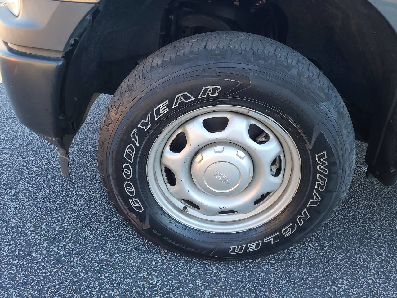 Used 2020 Ford F150 XL w/ XL Power Equipment Group image 11