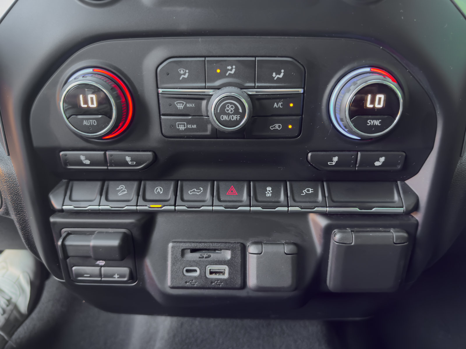 Used 2020 Chevrolet Silverado 1500 LT w/ All-Star Edition AWD/4WD image 57