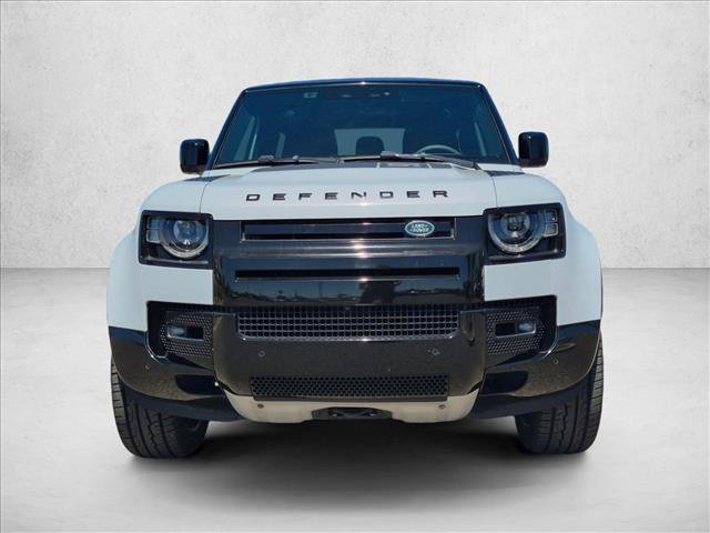 Used 2023 Land Rover Defender 90 V8 AWD/4WD image 2