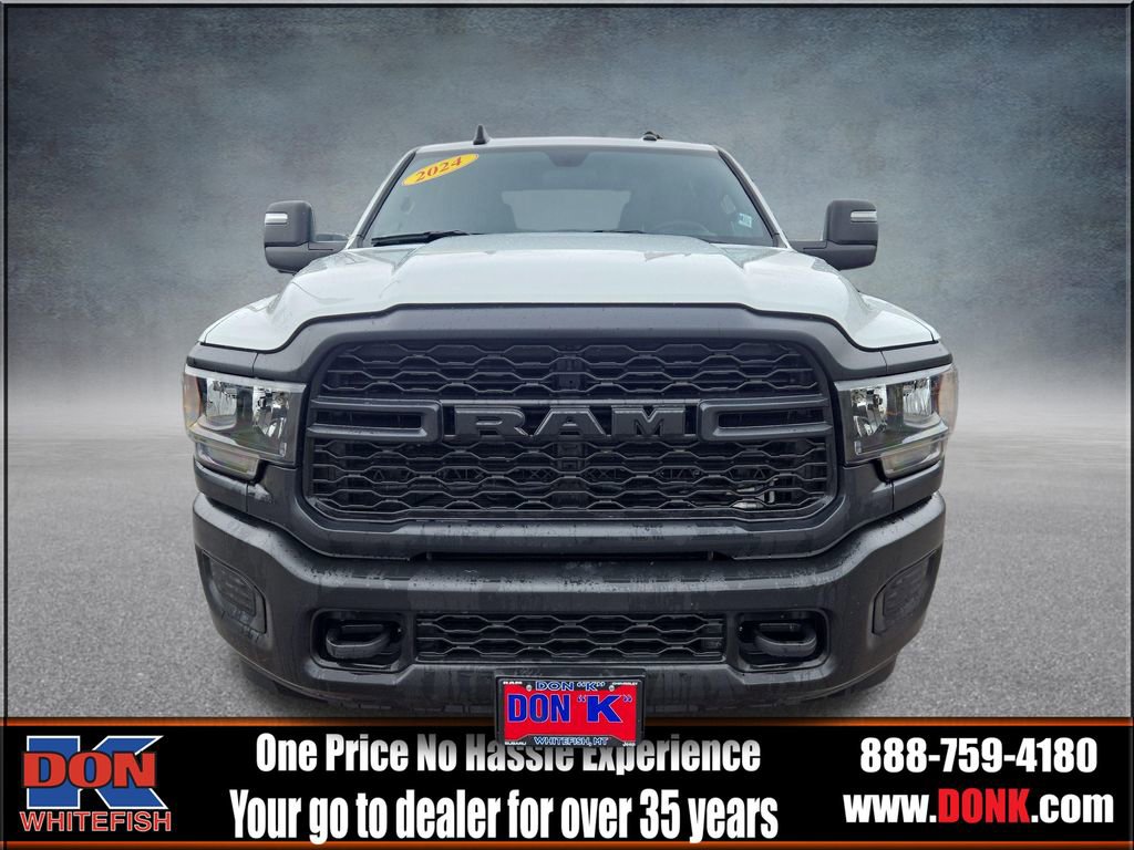 Used 2024 RAM 3500 Tradesman w/ Cold Weather Group AWD/4WD image 3