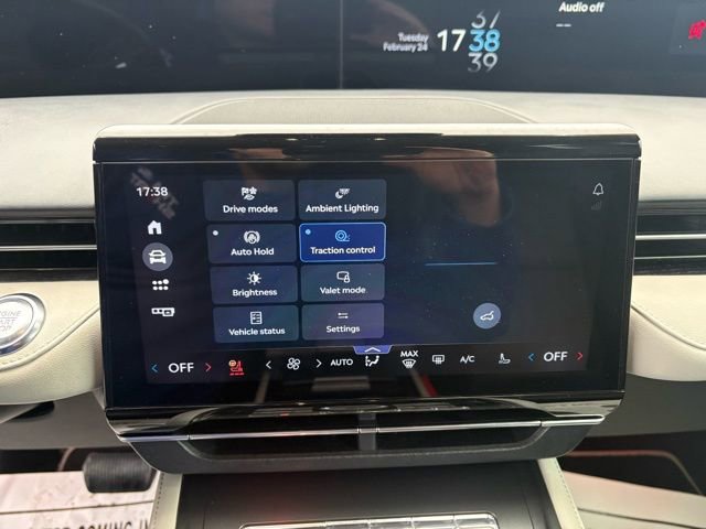 Used 2024 Lincoln Nautilus Reserve image 21