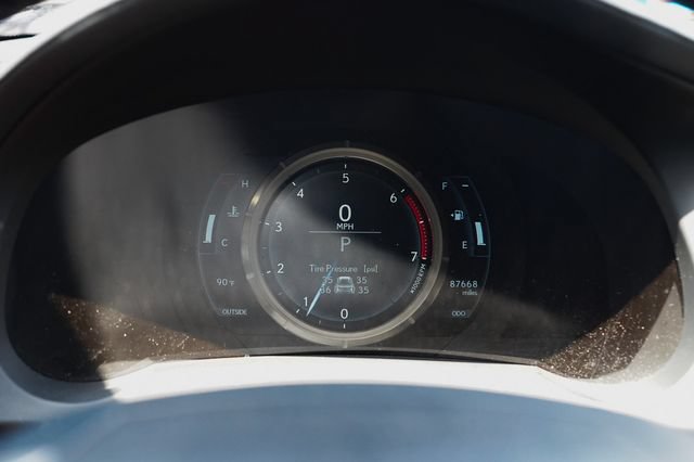 Used 2017 Lexus RC 200t F Sport RWD image 24