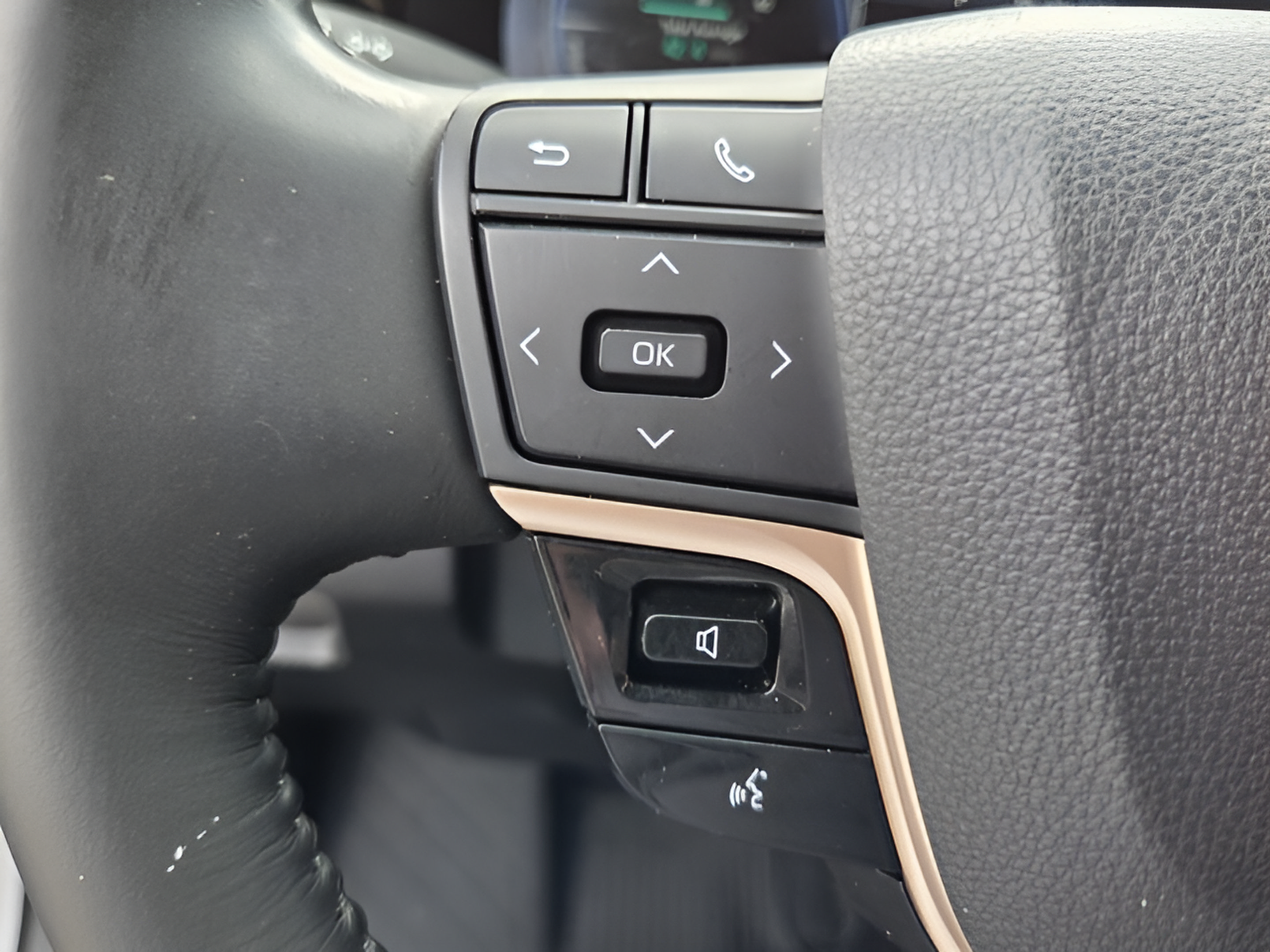 Used 2023 Toyota Crown AWD/4WD image 24