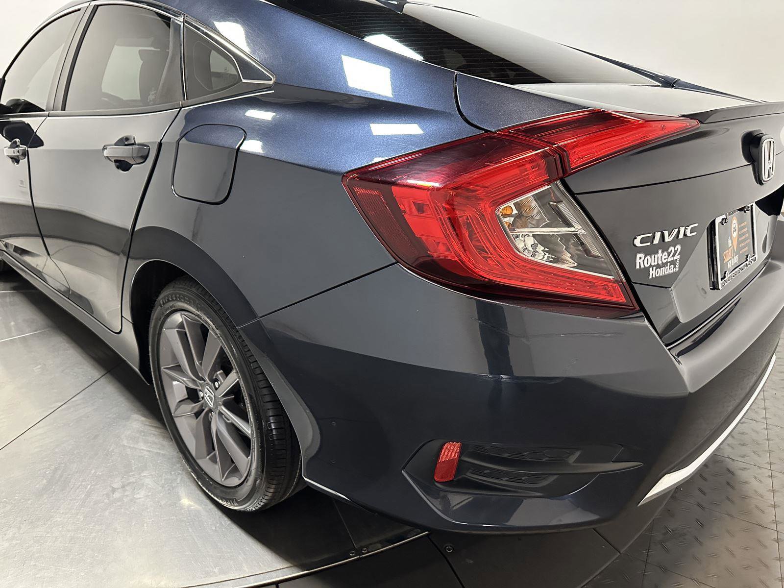 Used 2019 Honda Civic EX-L image 10