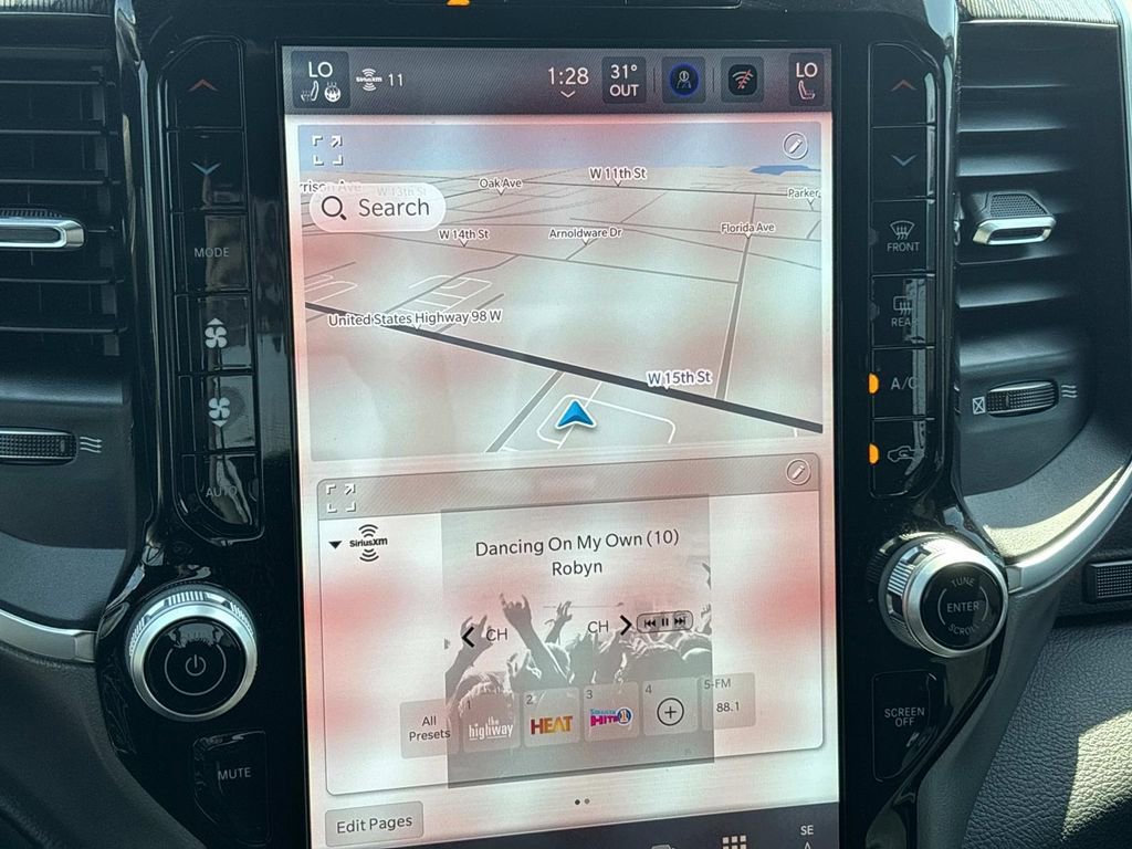 New 2026 RAM 1500 4x4 Crew Cab image 19