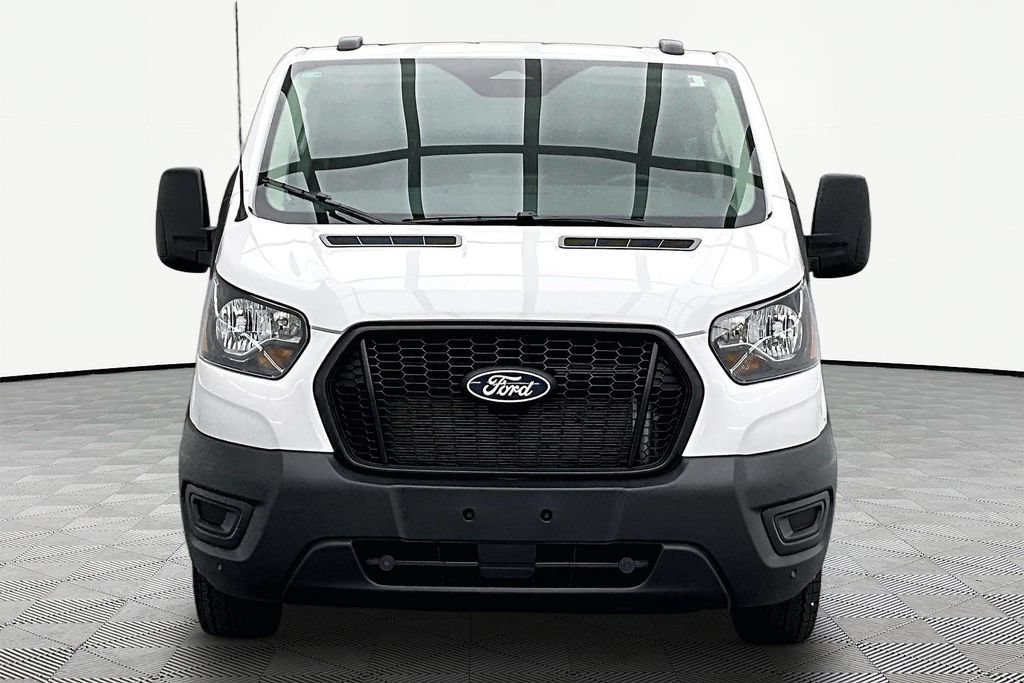 Used 2026 Ford Transit 150 Low Roof RWD image 3