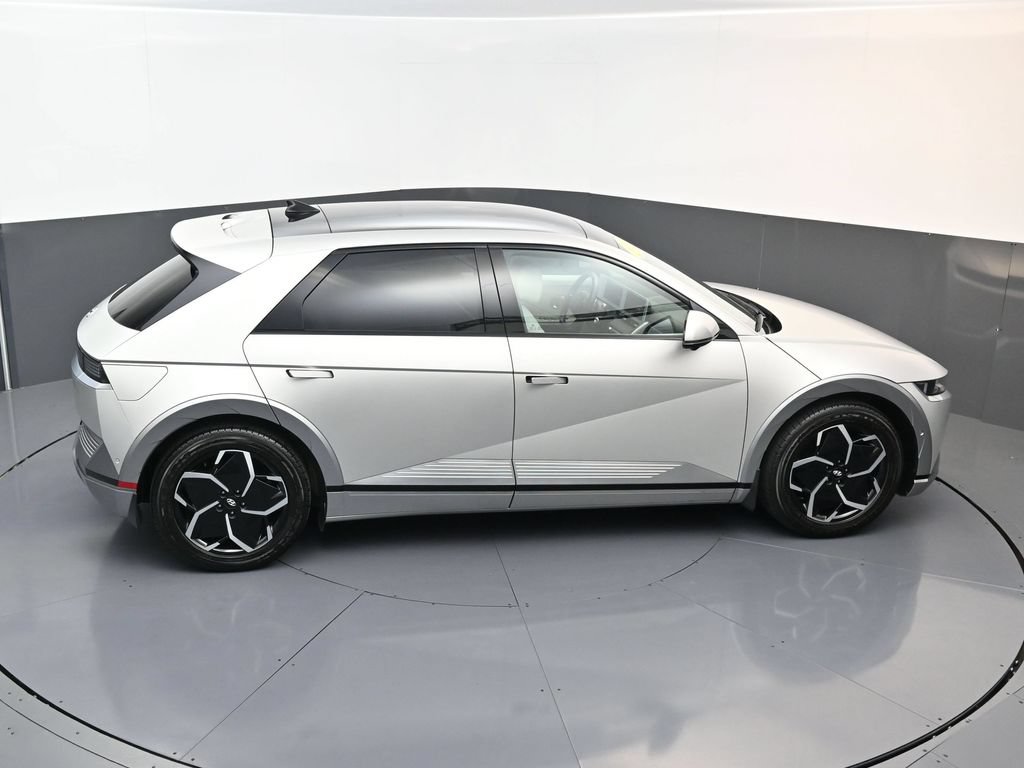 Certified 2024 Hyundai Ioniq 5 Limited RWD image 17