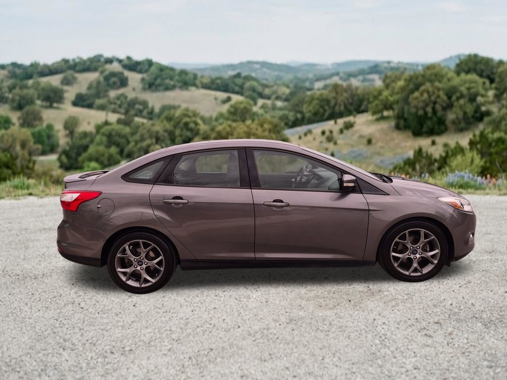 Used 2013 Ford Focus SE FWD image 13