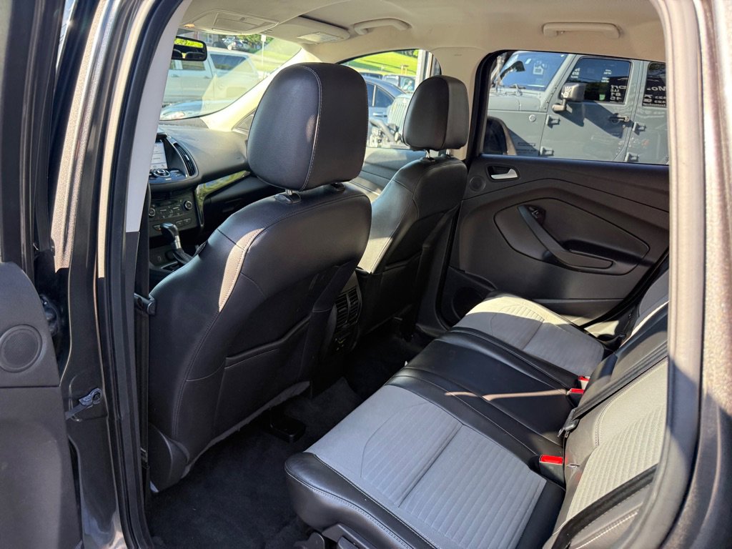 Used 2017 Ford Escape Titanium image 64