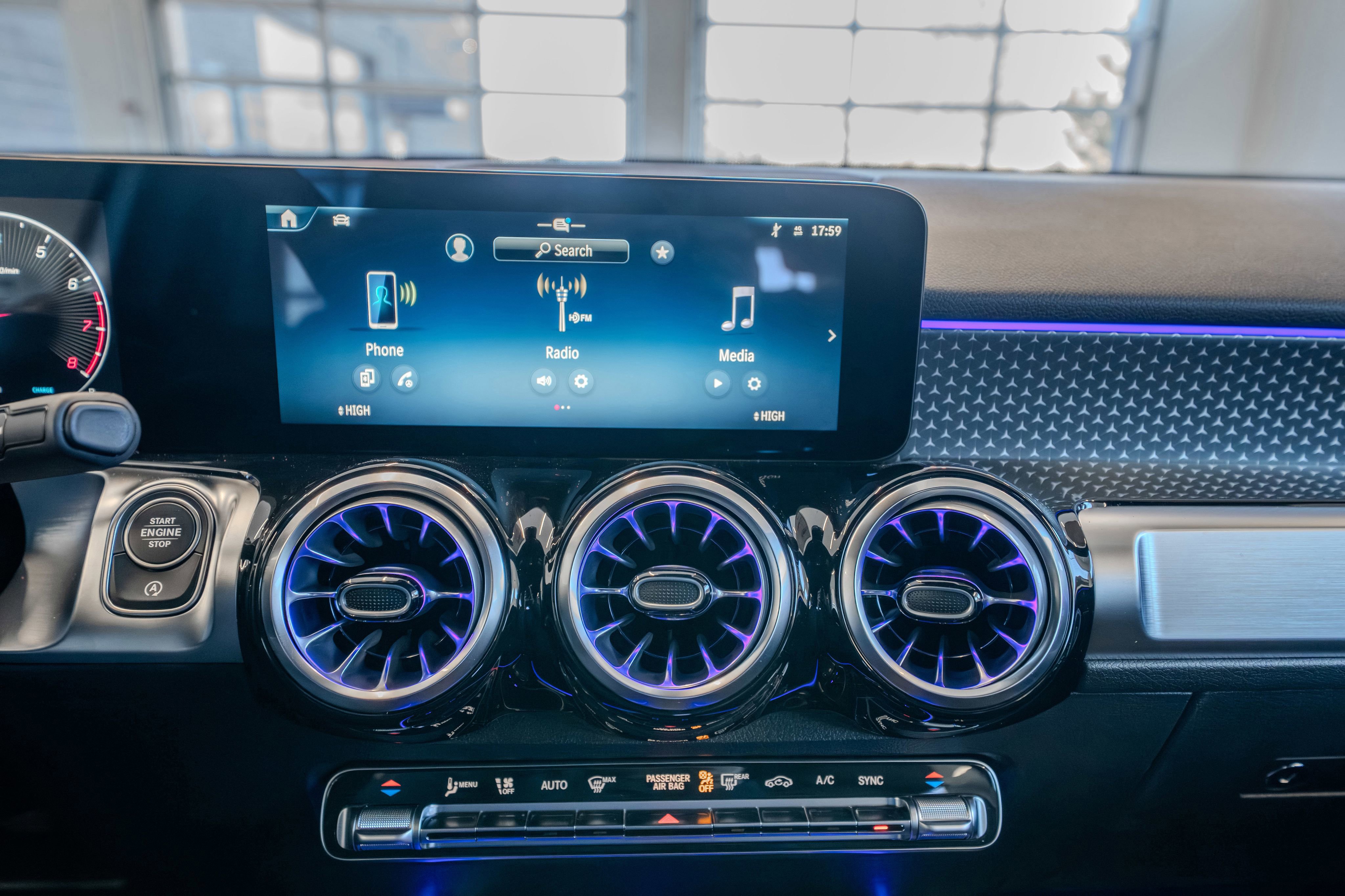 New 2026 Mercedes-Benz GLB 250 4MATIC image 20