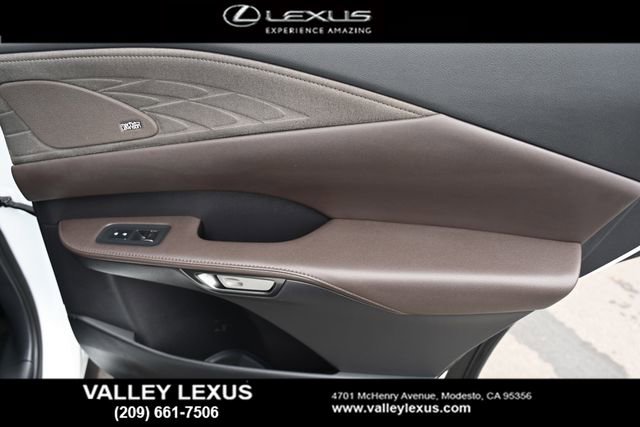 Certified 2024 Lexus RX 450h AWD w/ Convenience Package image 21
