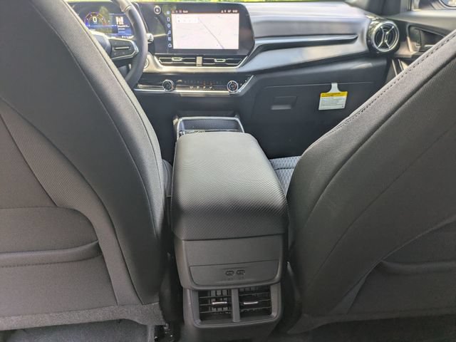 New 2027 Chevrolet Equinox LT FWD image 25