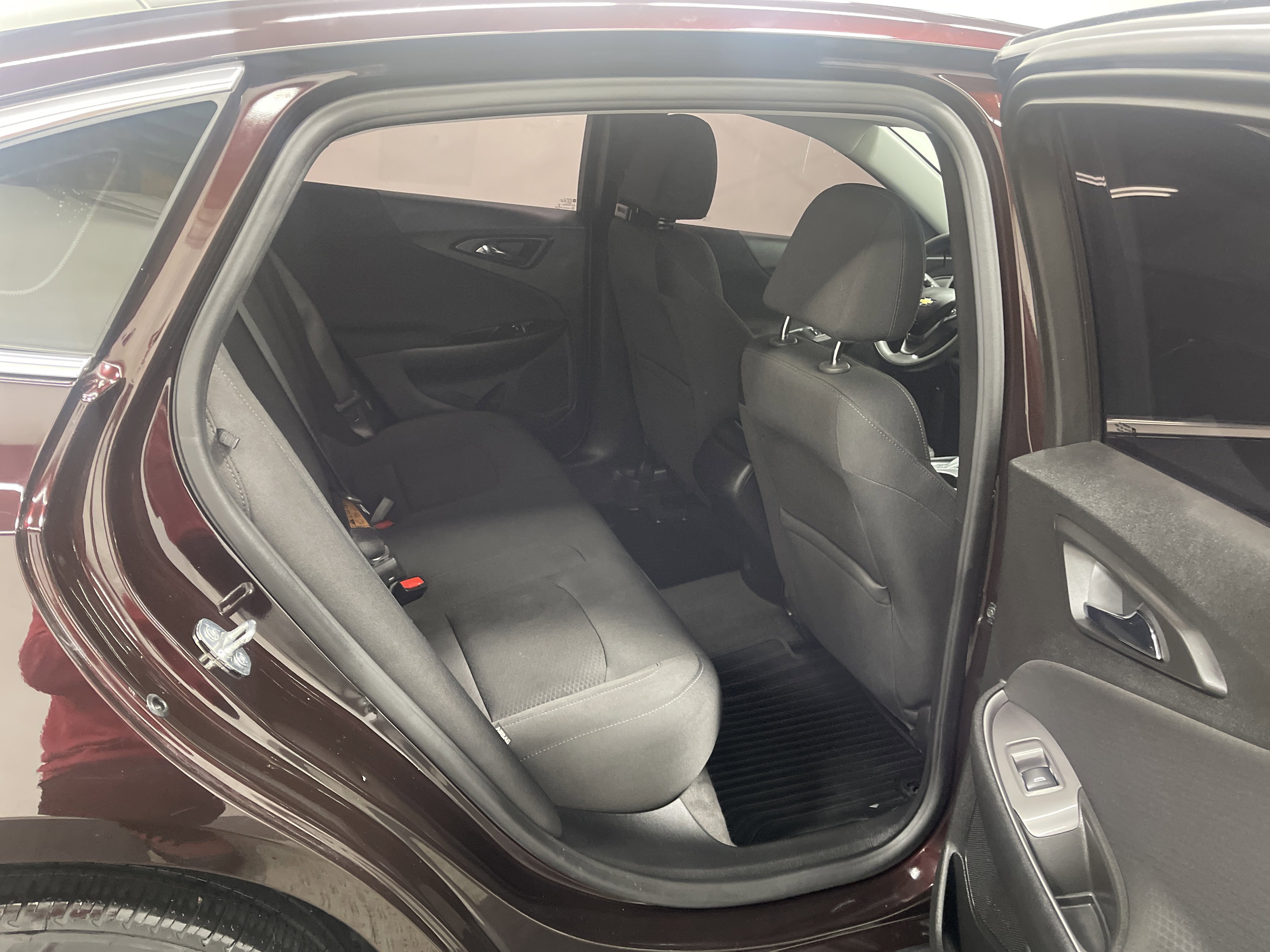 Used 2020 Chevrolet Malibu LS w/ LPO, Convenience Package 2 image 19