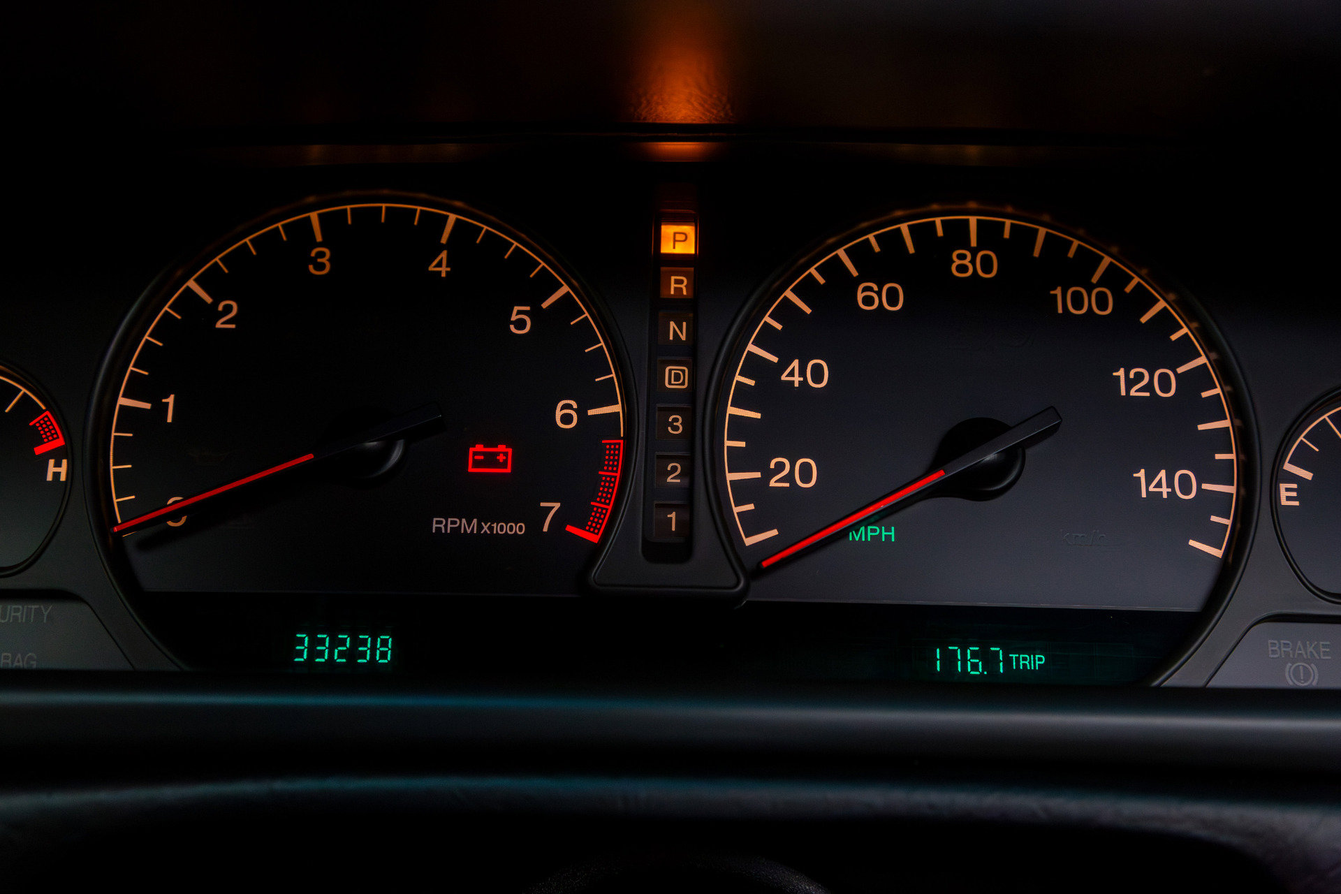 Used 2002 Cadillac Eldorado Collector's Edition image 24