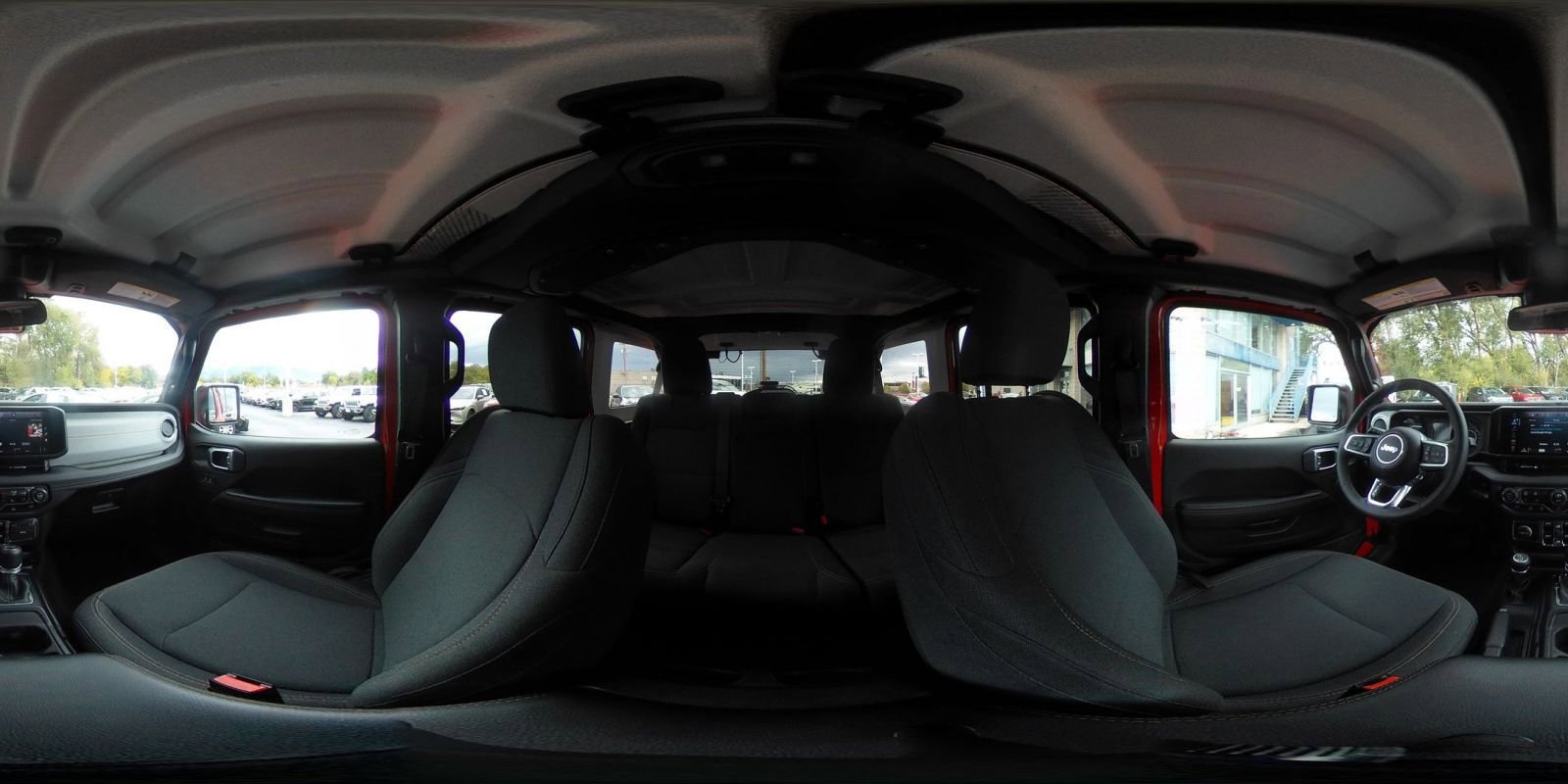 Used 2025 Jeep Wrangler Sahara image 41
