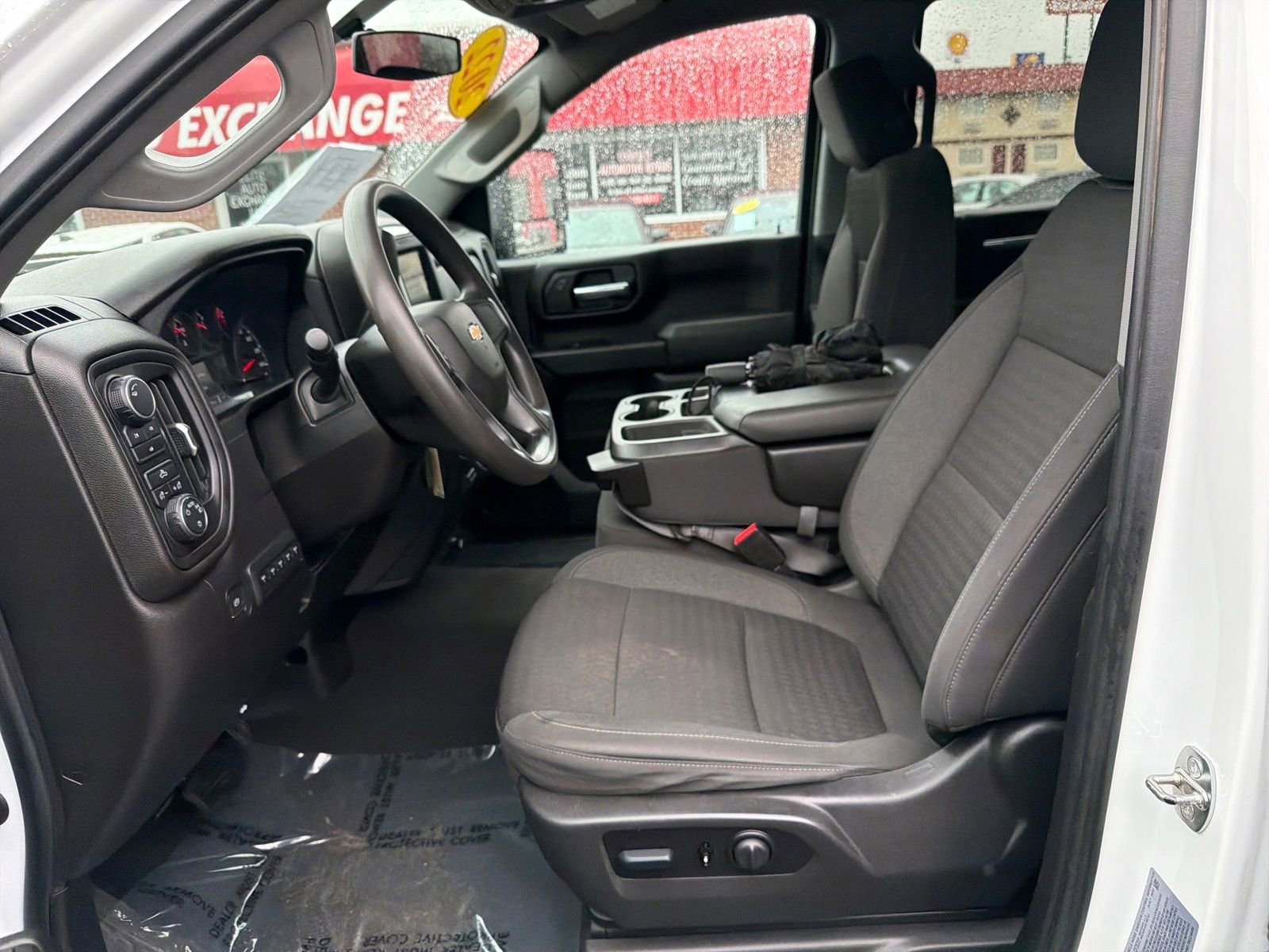 Used 2022 Chevrolet Silverado 2500 Custom w/ Custom Convenience Package AWD/4WD image 19