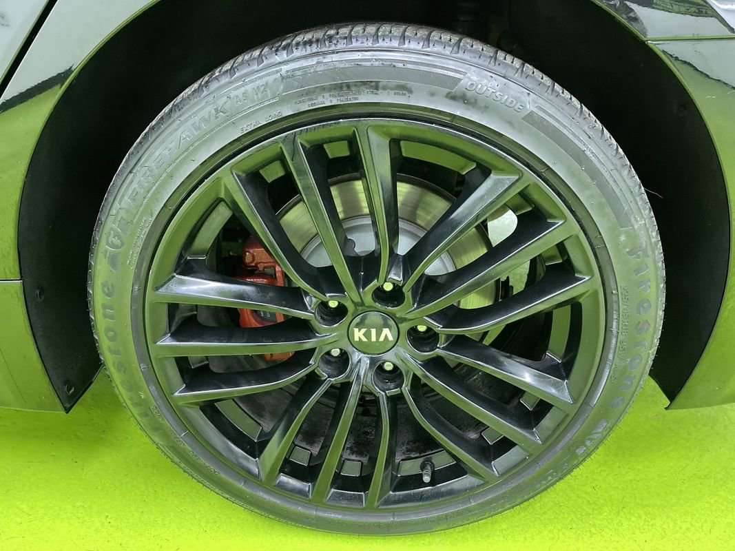 Used 2018 Kia Stinger image 15