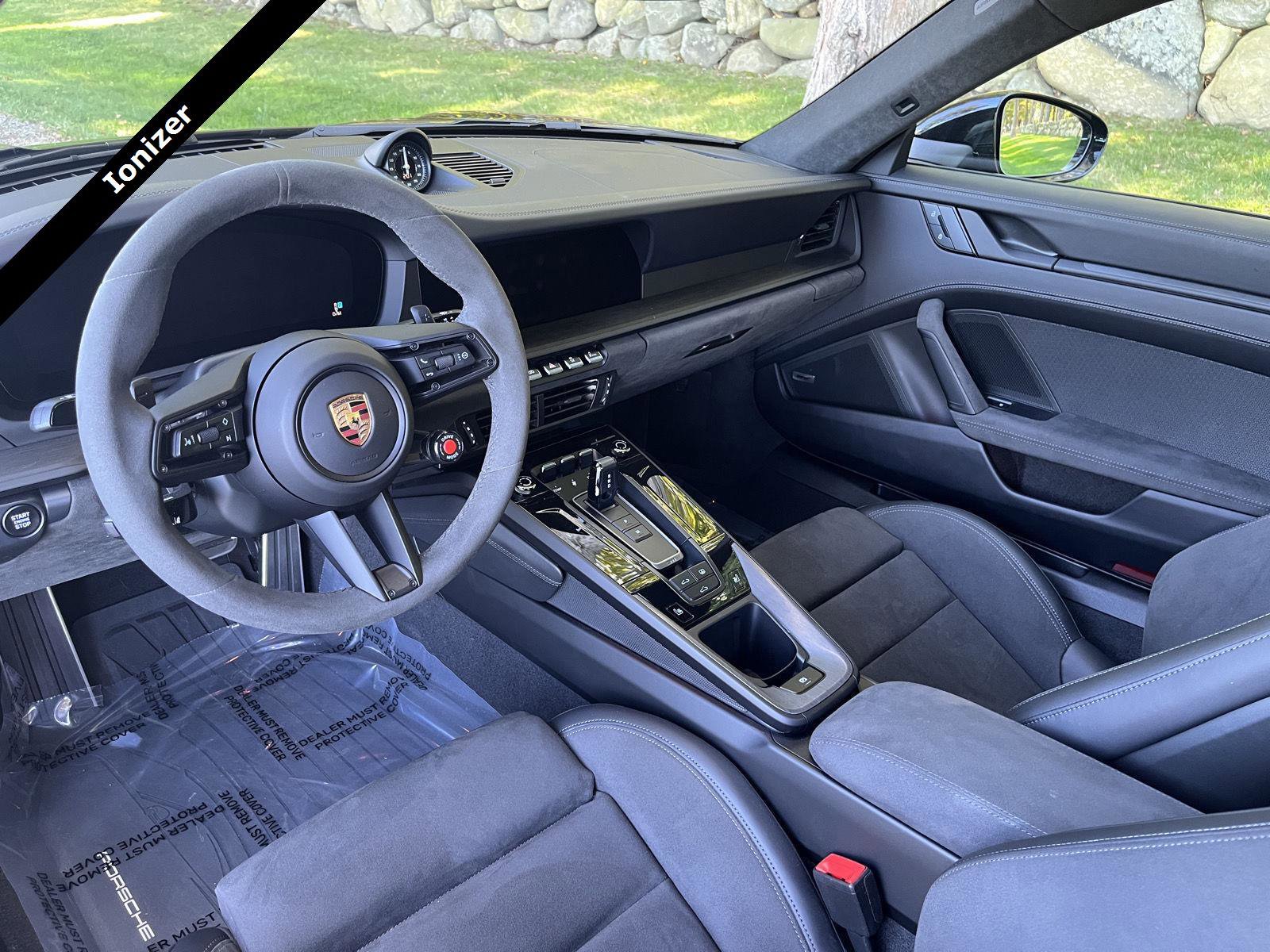 Used 2025 Porsche 911 Carrera 4 GTS image 13