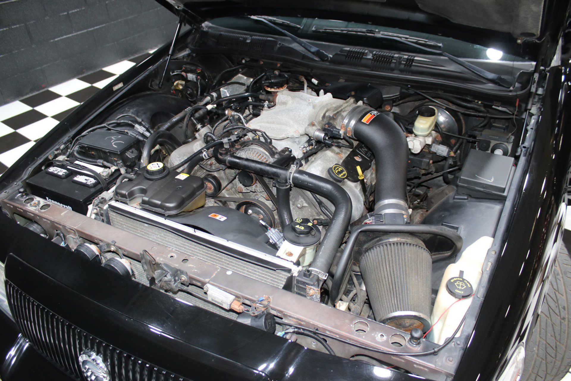 Used 2004 Mercury Marauder image 2