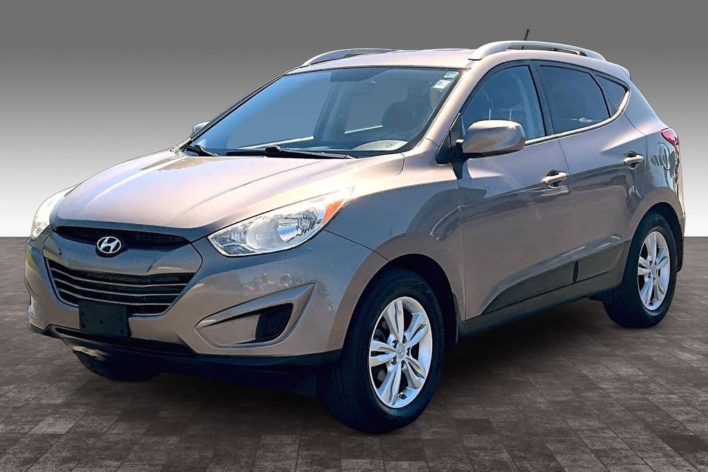Used 2011 Hyundai Tucson GLS w/ Navigation Pkg 2 FWD image 24